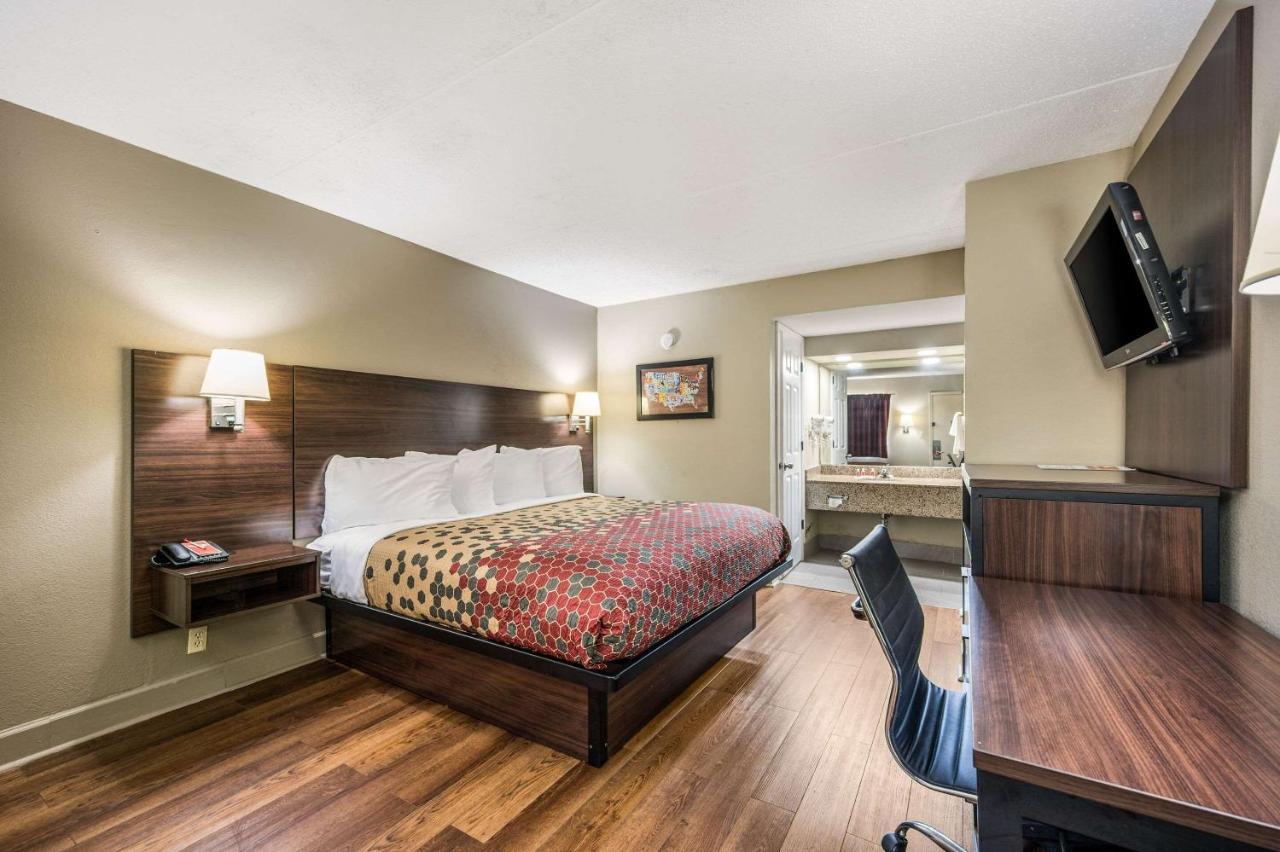 Econo Lodge Inn & Suites University Huntsville Eksteriør billede