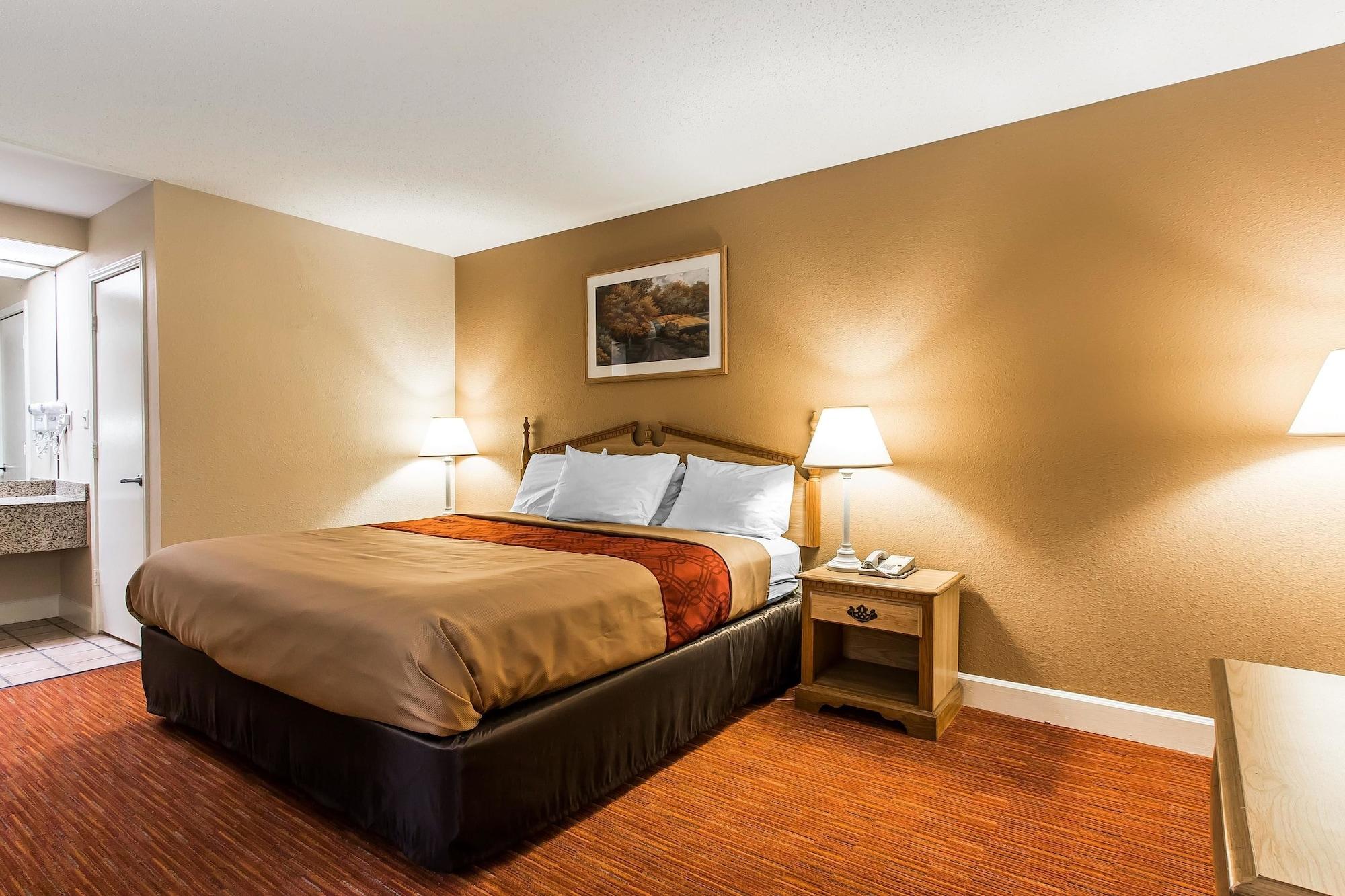 Econo Lodge Inn & Suites University Huntsville Eksteriør billede